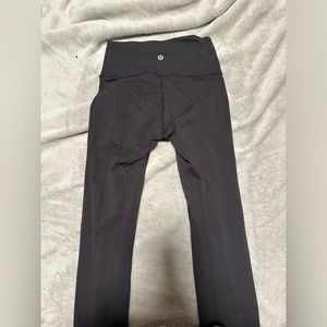 Lululemon size 4